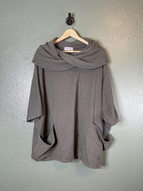 Tina Stephens Women's Taupe Cowl Neck Wrap Pocket Top